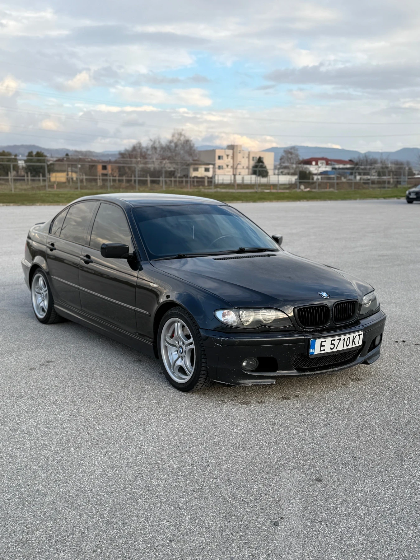 BMW 330, снимка 6 - Автомобили и джипове - 53894564