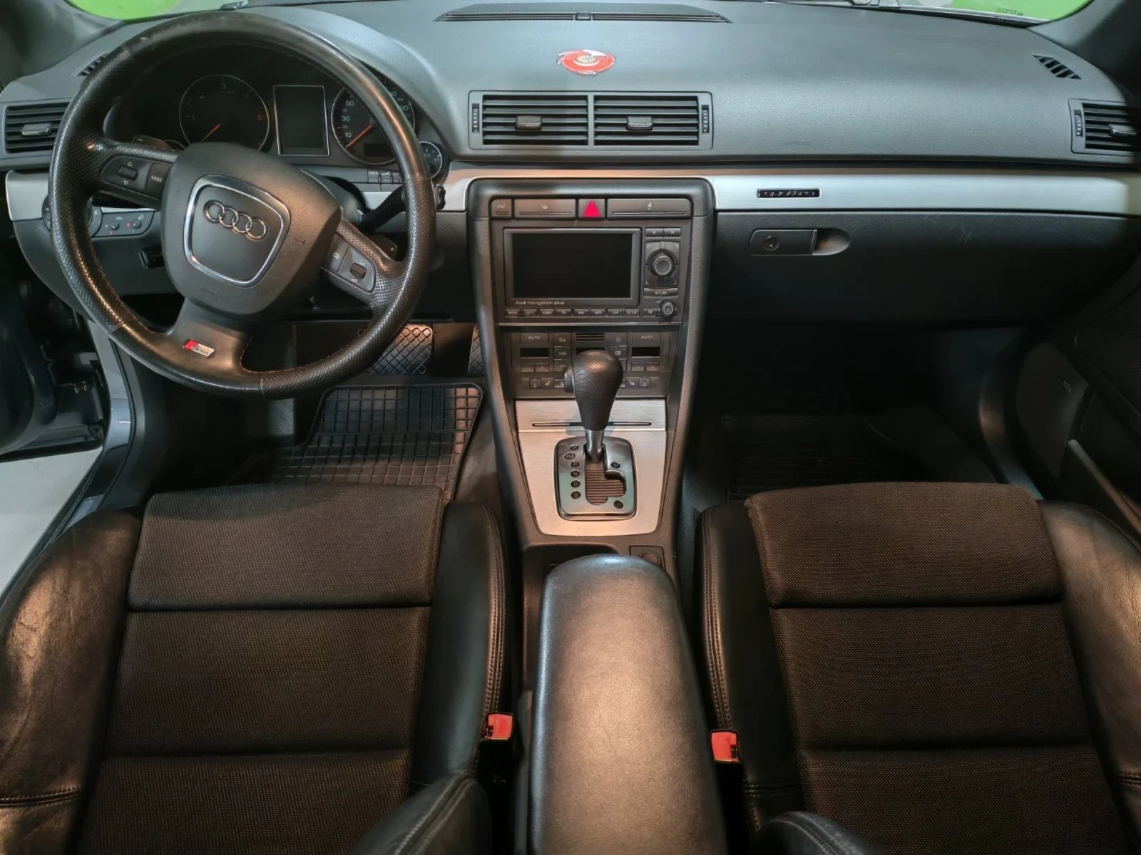 Audi A4, снимка 7 - Автомобили и джипове - 54028130