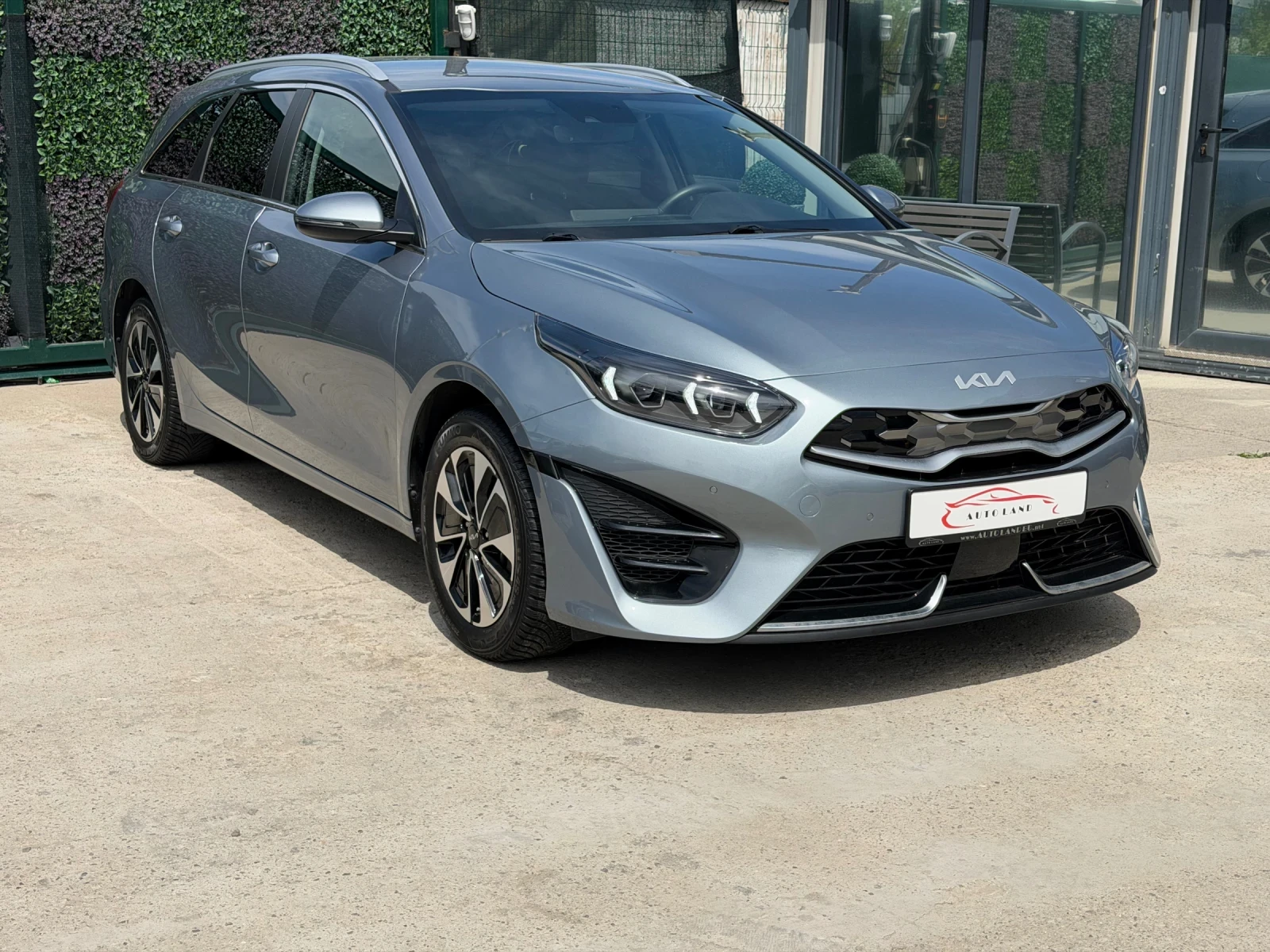 Kia Ceed GT-LINE/CAM/LED/NAVI/KEYLESS/PANO/СОБСТВЕН ЛИЗИНГ, снимка 2 - Автомобили и джипове - 54494231