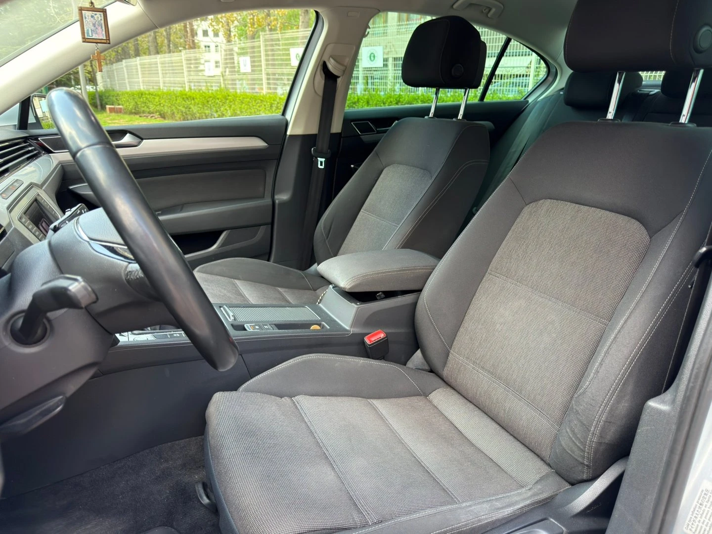 VW Passat, снимка 7 - Автомобили и джипове - 55044111