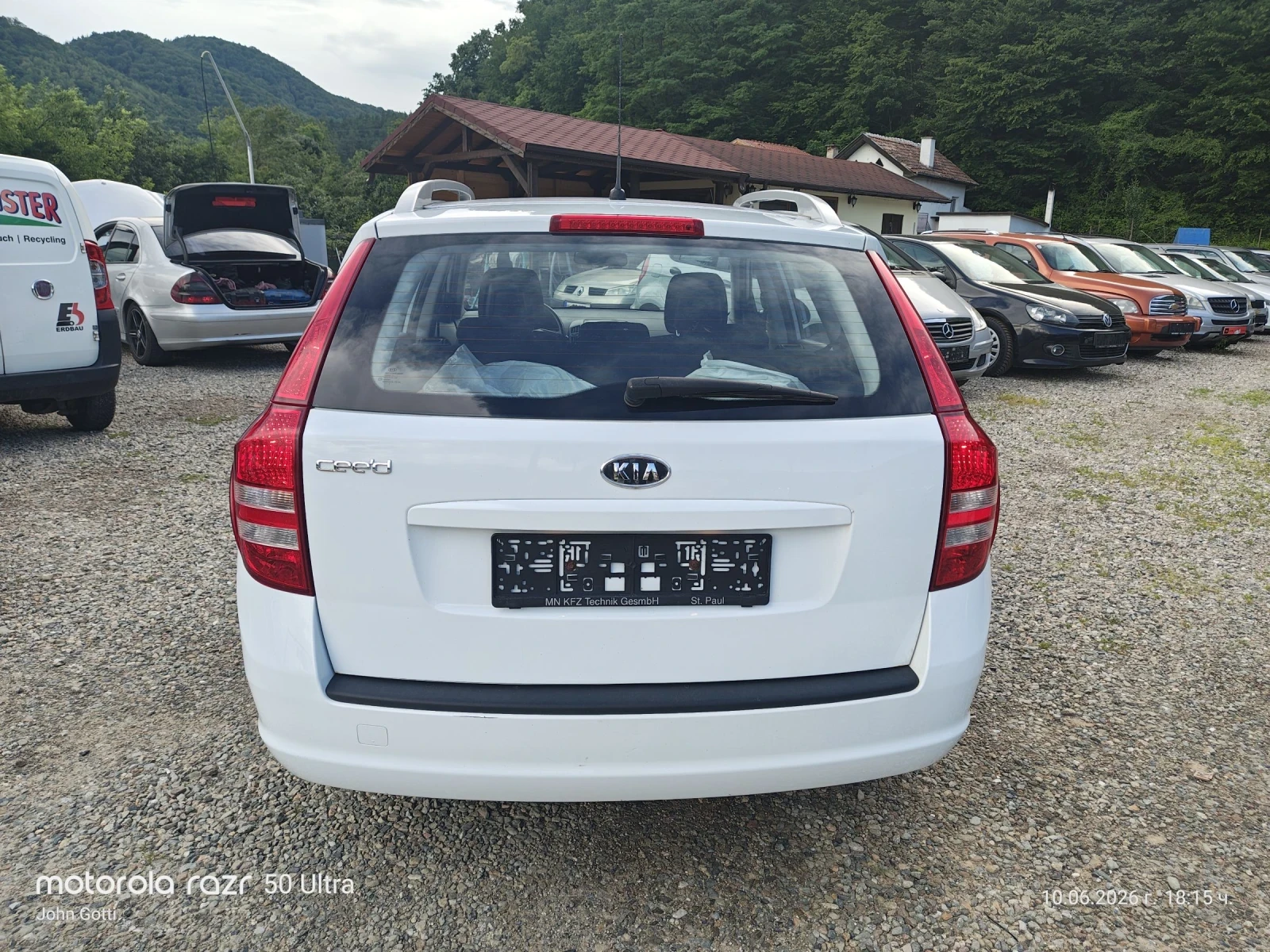 Kia Ceed 1.4i Sporty Wagon , снимка 7 - Автомобили и джипове - 54857854