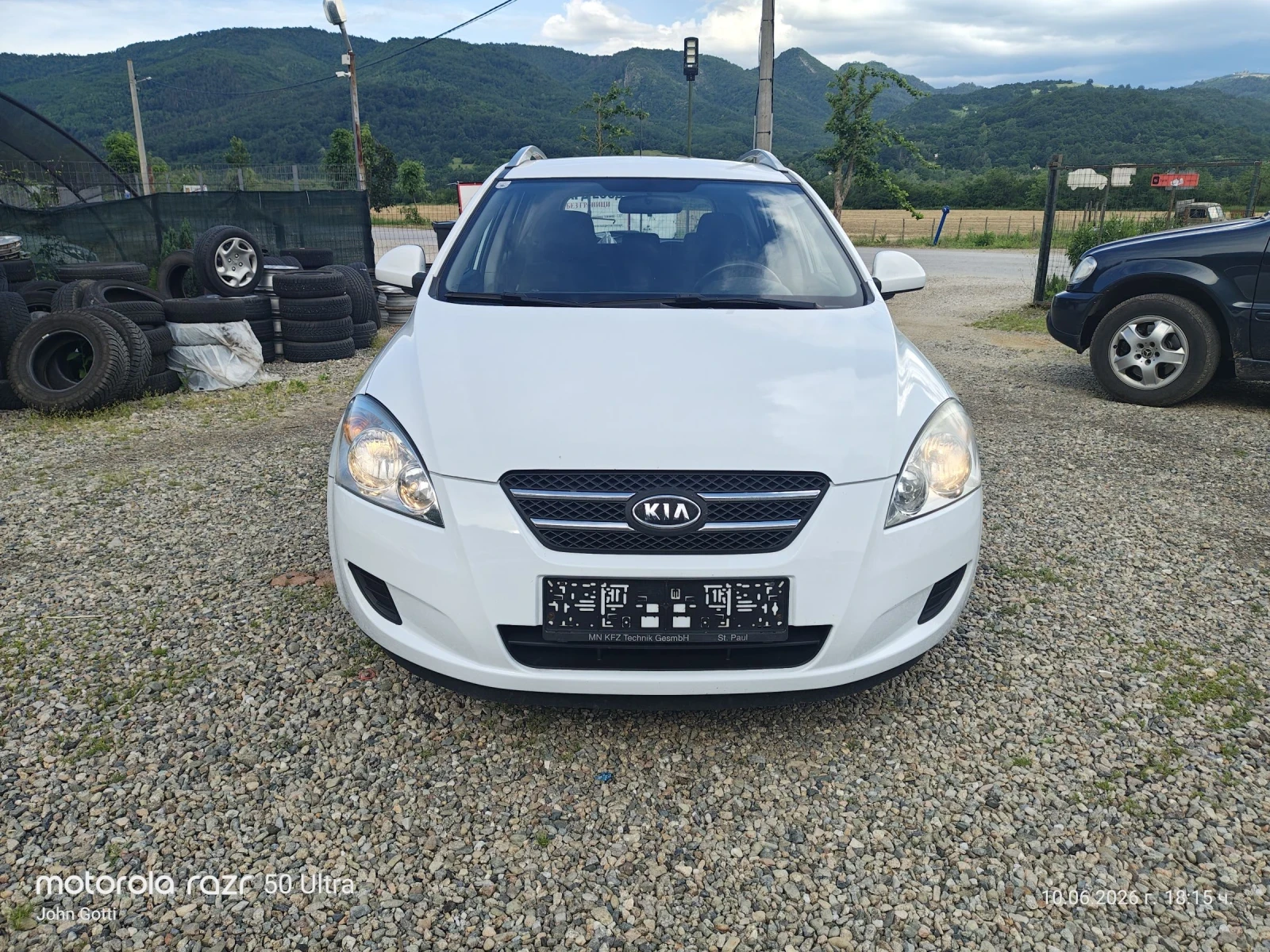 Kia Ceed 1.4i Sporty Wagon , снимка 3 - Автомобили и джипове - 54857854