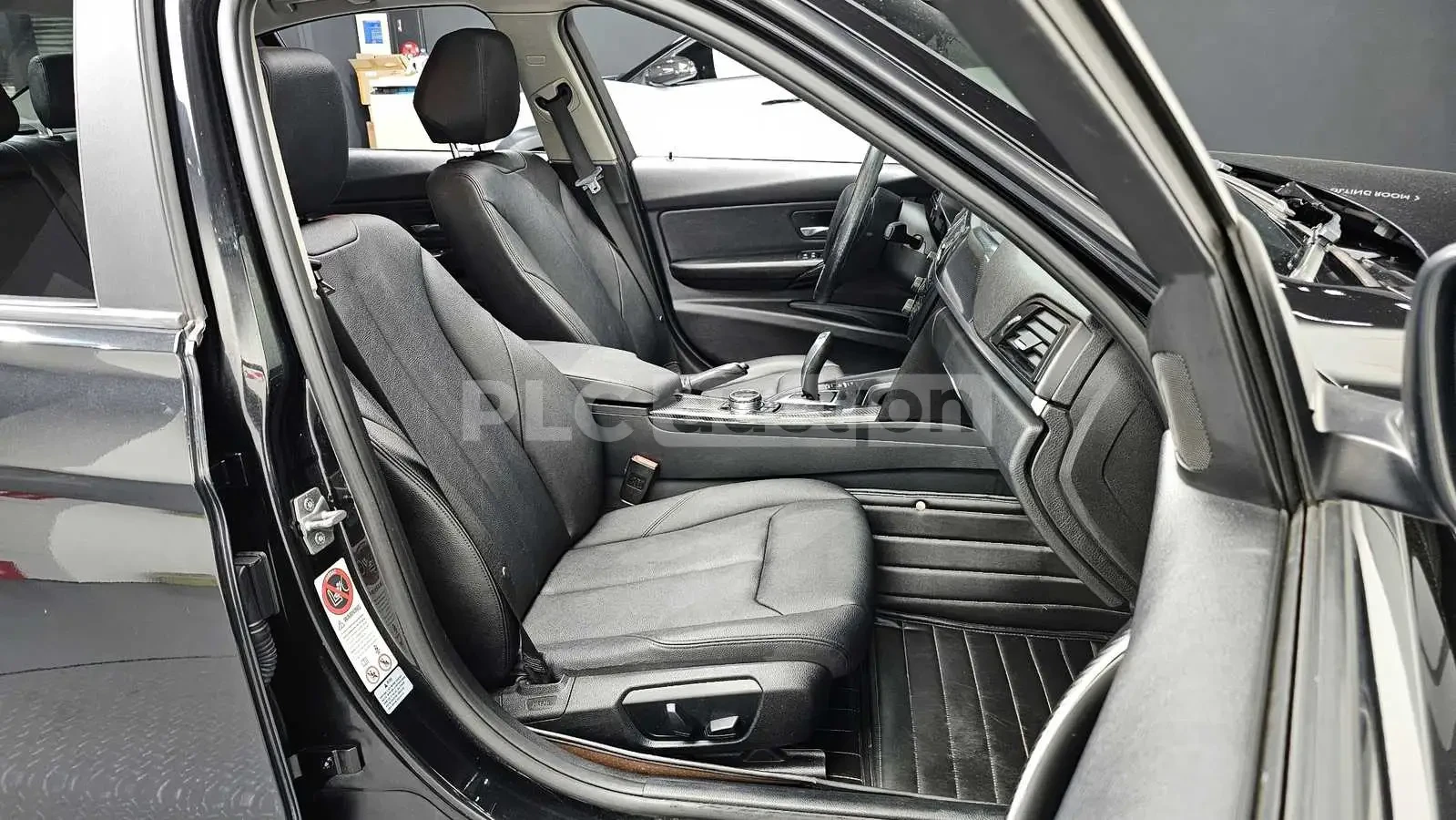 BMW 320 d| HEAD-UP| ПОДГРЕВ| КАМЕРА| ВКЛ.ТЕХНОТЕСТ, снимка 11 - Автомобили и джипове - 54912010