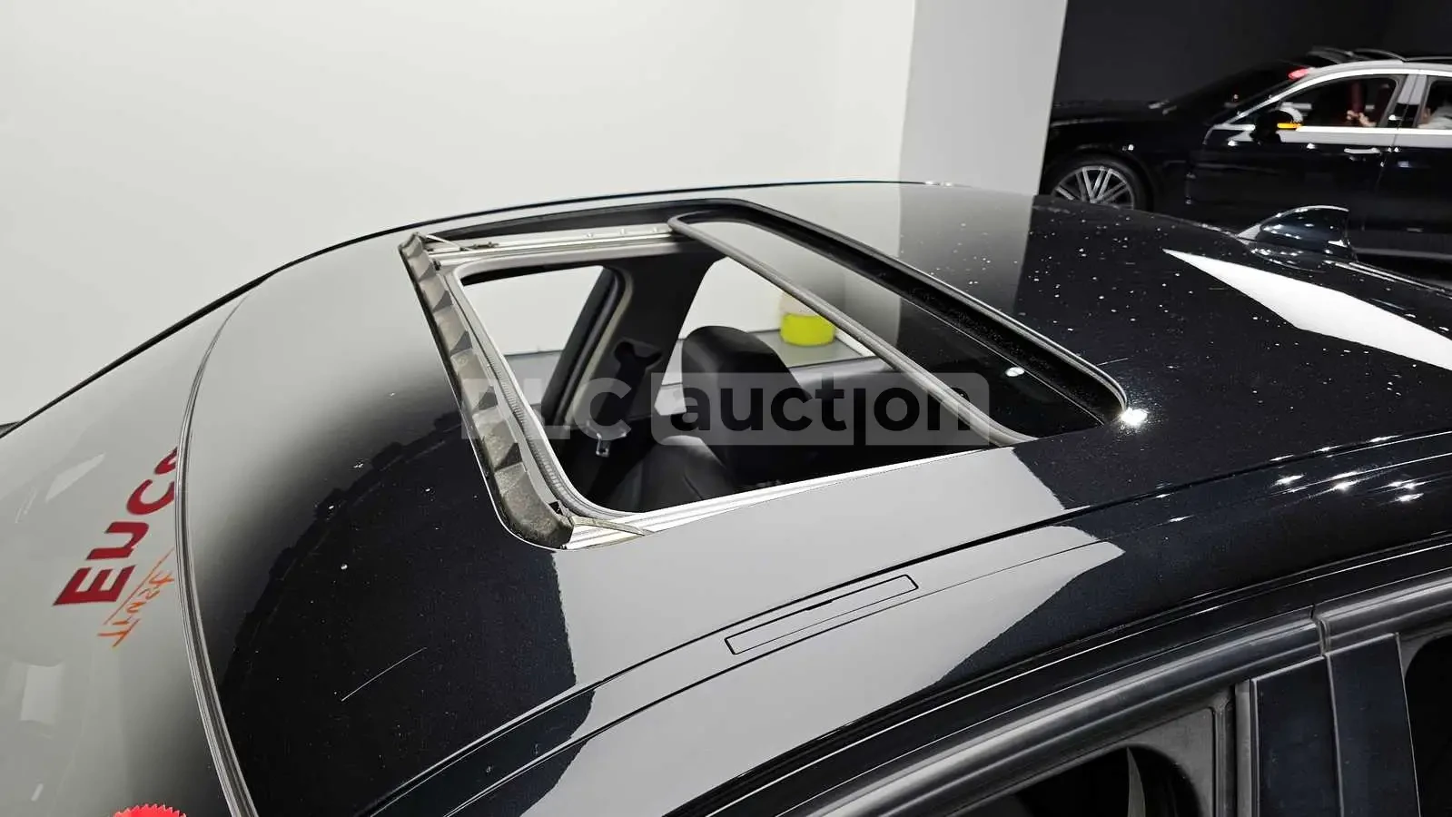 BMW 320 d| HEAD-UP| ПОДГРЕВ| КАМЕРА| ВКЛ.ТЕХНОТЕСТ, снимка 14 - Автомобили и джипове - 54912010