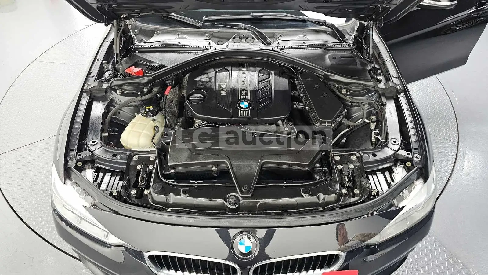 BMW 320 d| HEAD-UP| ПОДГРЕВ| КАМЕРА| ВКЛ.ТЕХНОТЕСТ, снимка 16 - Автомобили и джипове - 54912010