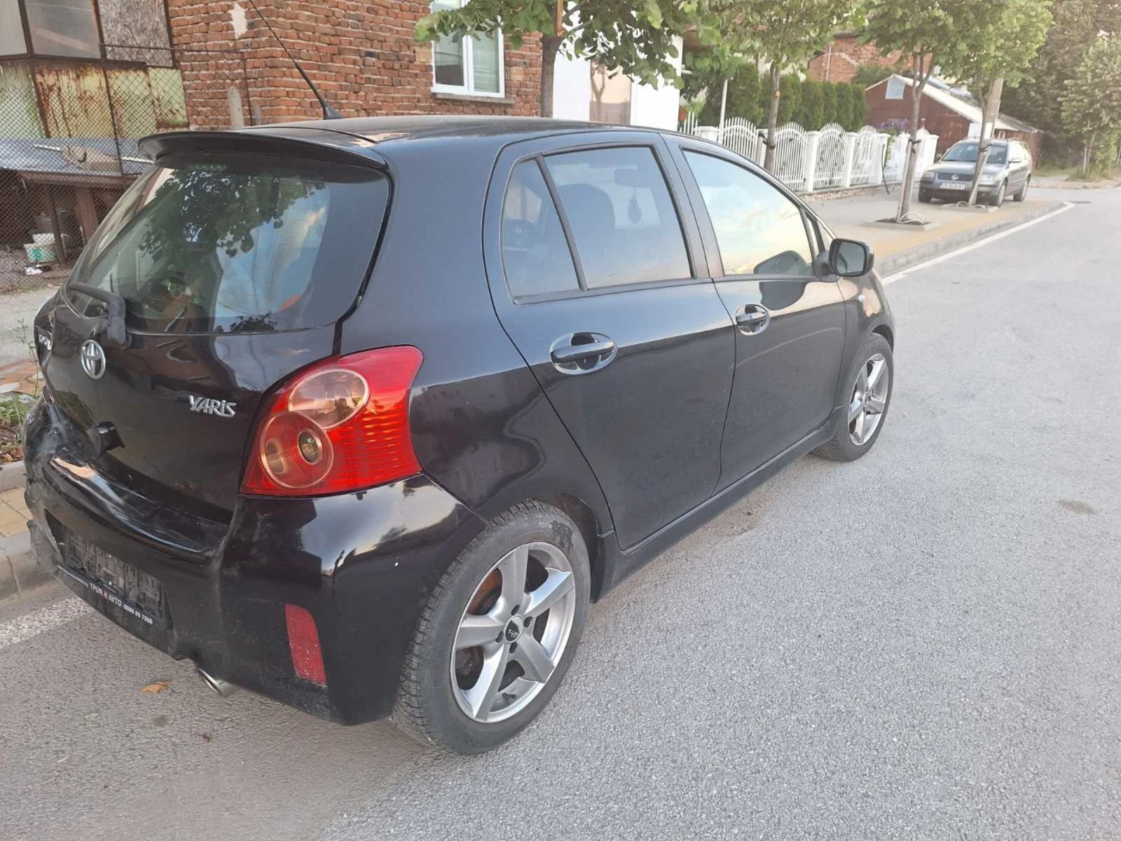 Toyota Yaris TS 1.8 133  к.с., снимка 2 - Автомобили и джипове - 54948111