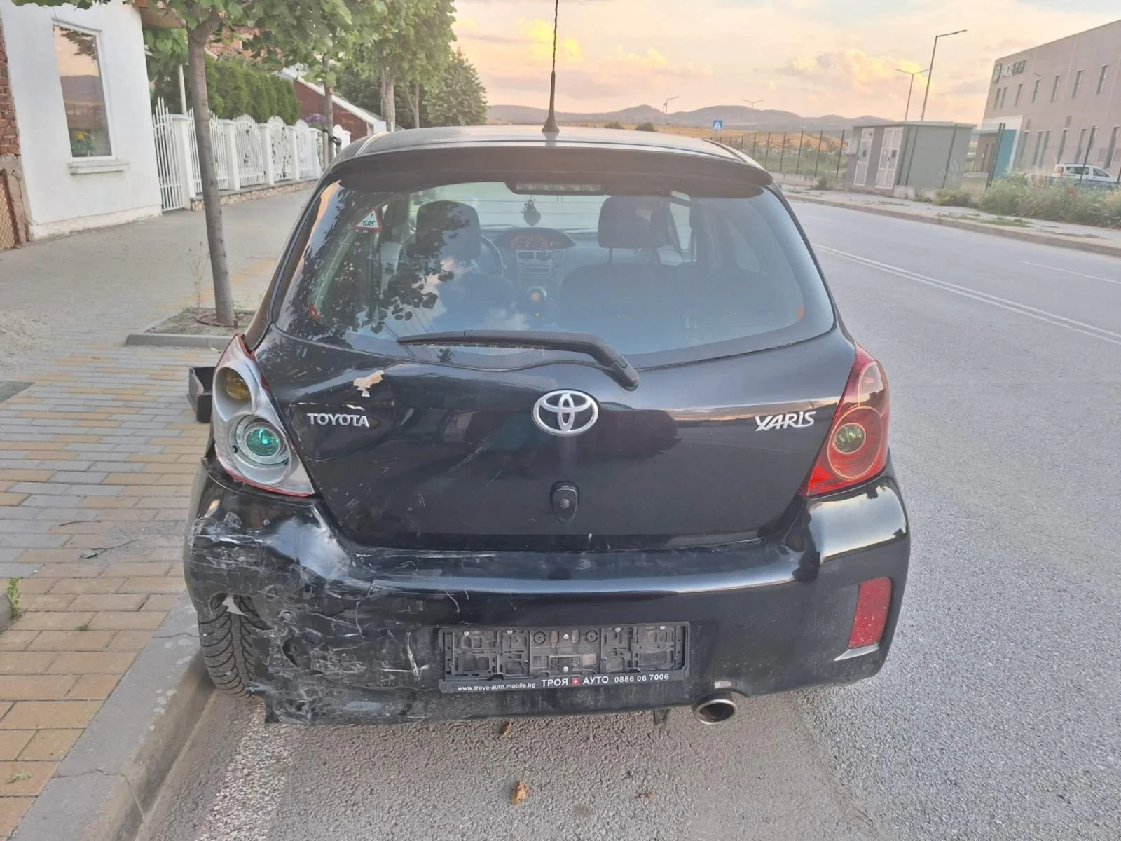 Toyota Yaris TS 1.8 133  к.с., снимка 6 - Автомобили и джипове - 54948111