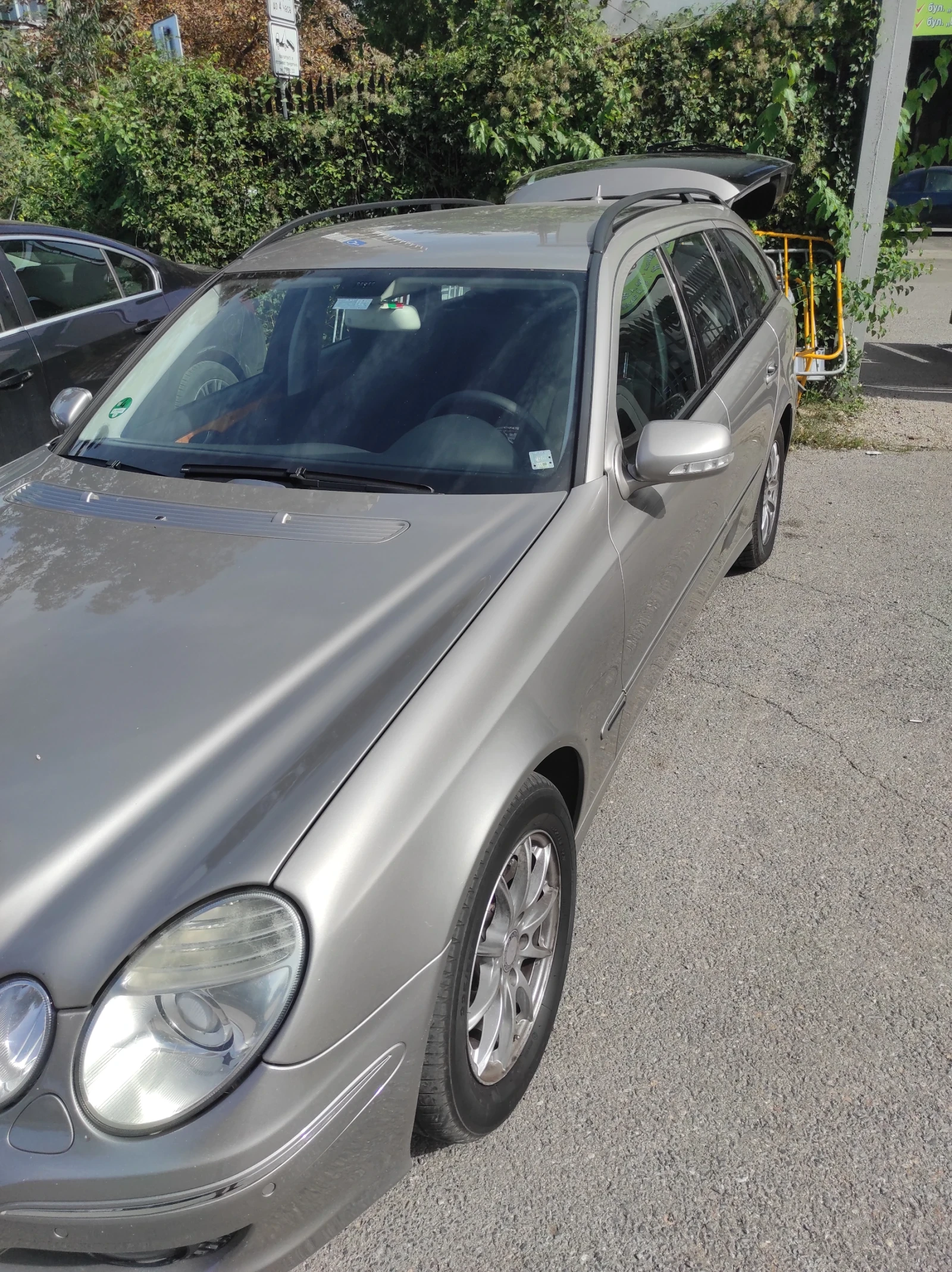 Mercedes-Benz E 280 S 211, снимка 3 - Автомобили и джипове - 55272331