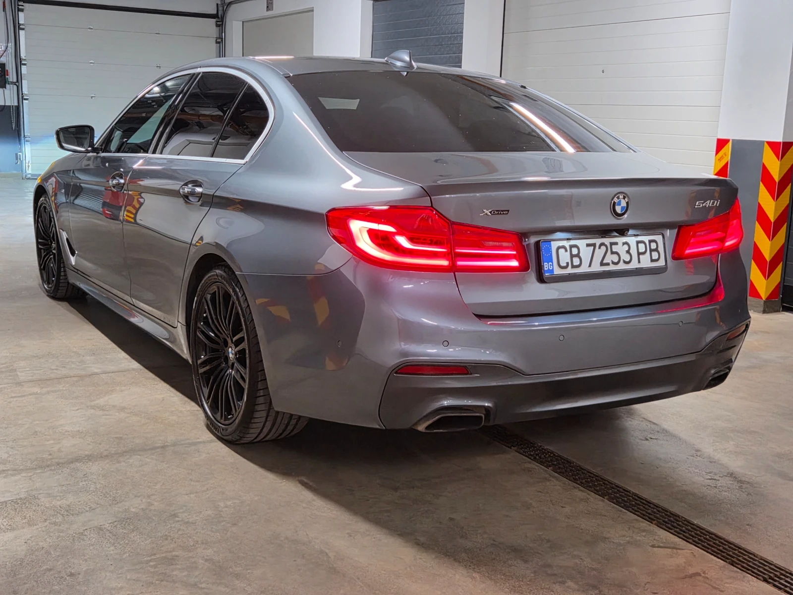 BMW 540 X drive 127000 км.!!!, снимка 6 - Автомобили и джипове - 55566004