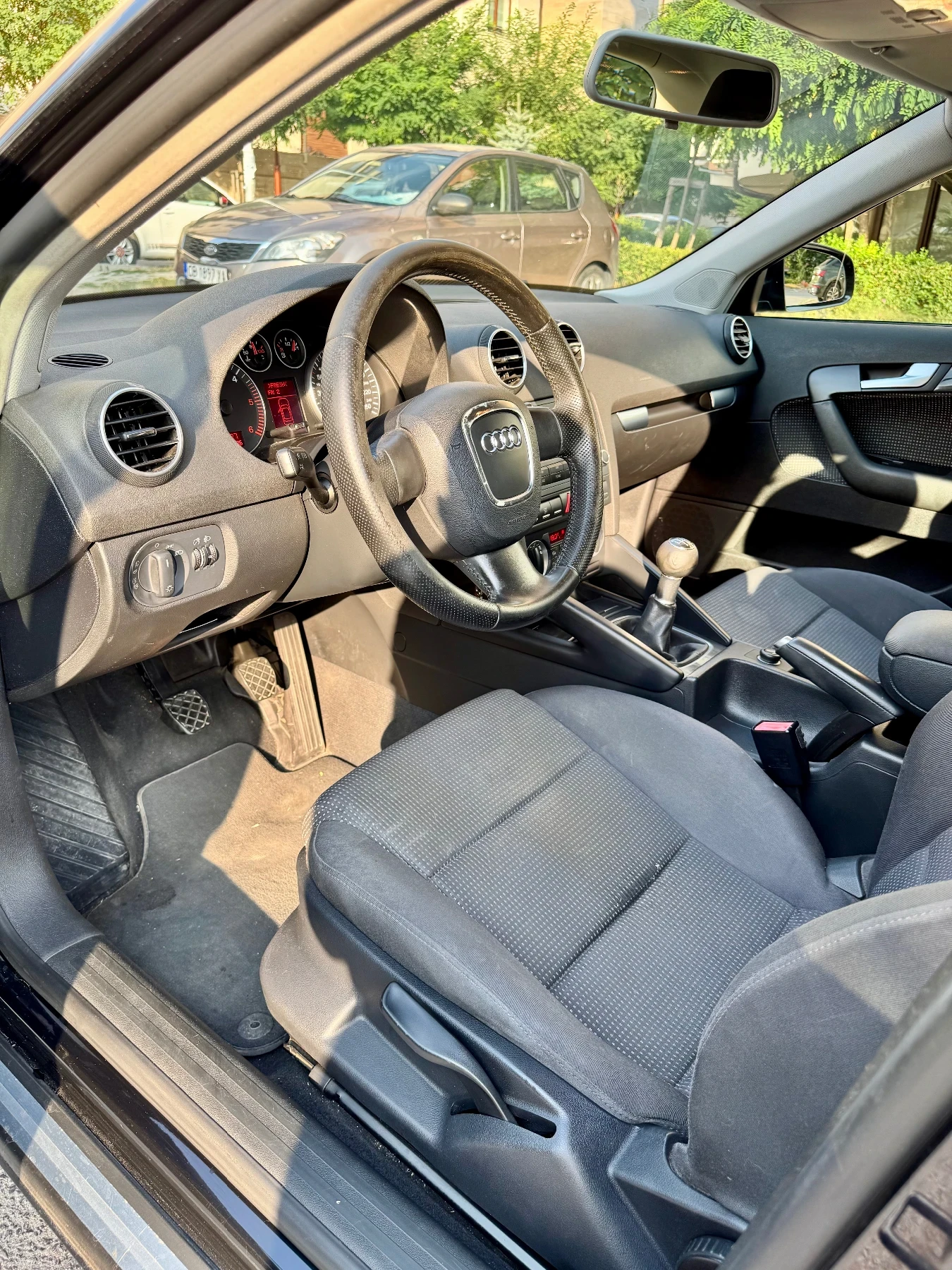 Audi A3 2.0 TDI BMM, снимка 11 - Автомобили и джипове - 55651238