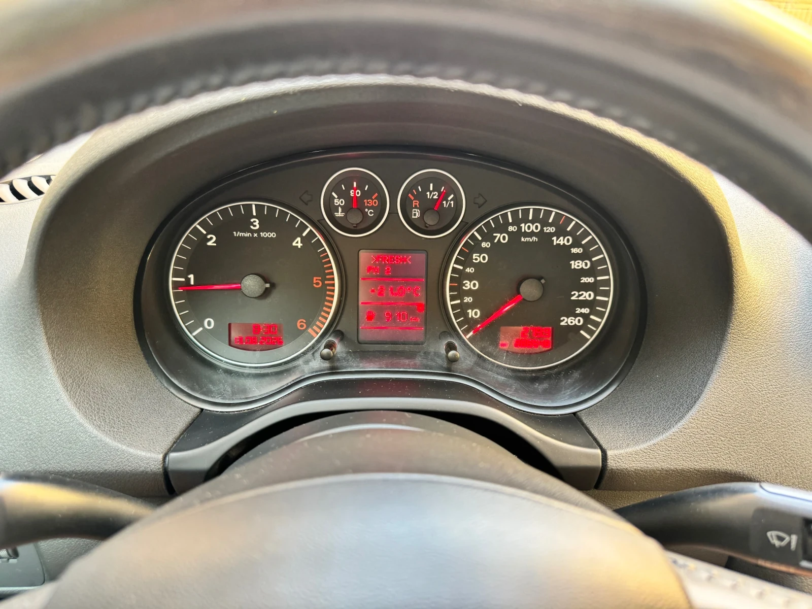 Audi A3 2.0 TDI BMM, снимка 13 - Автомобили и джипове - 55651238
