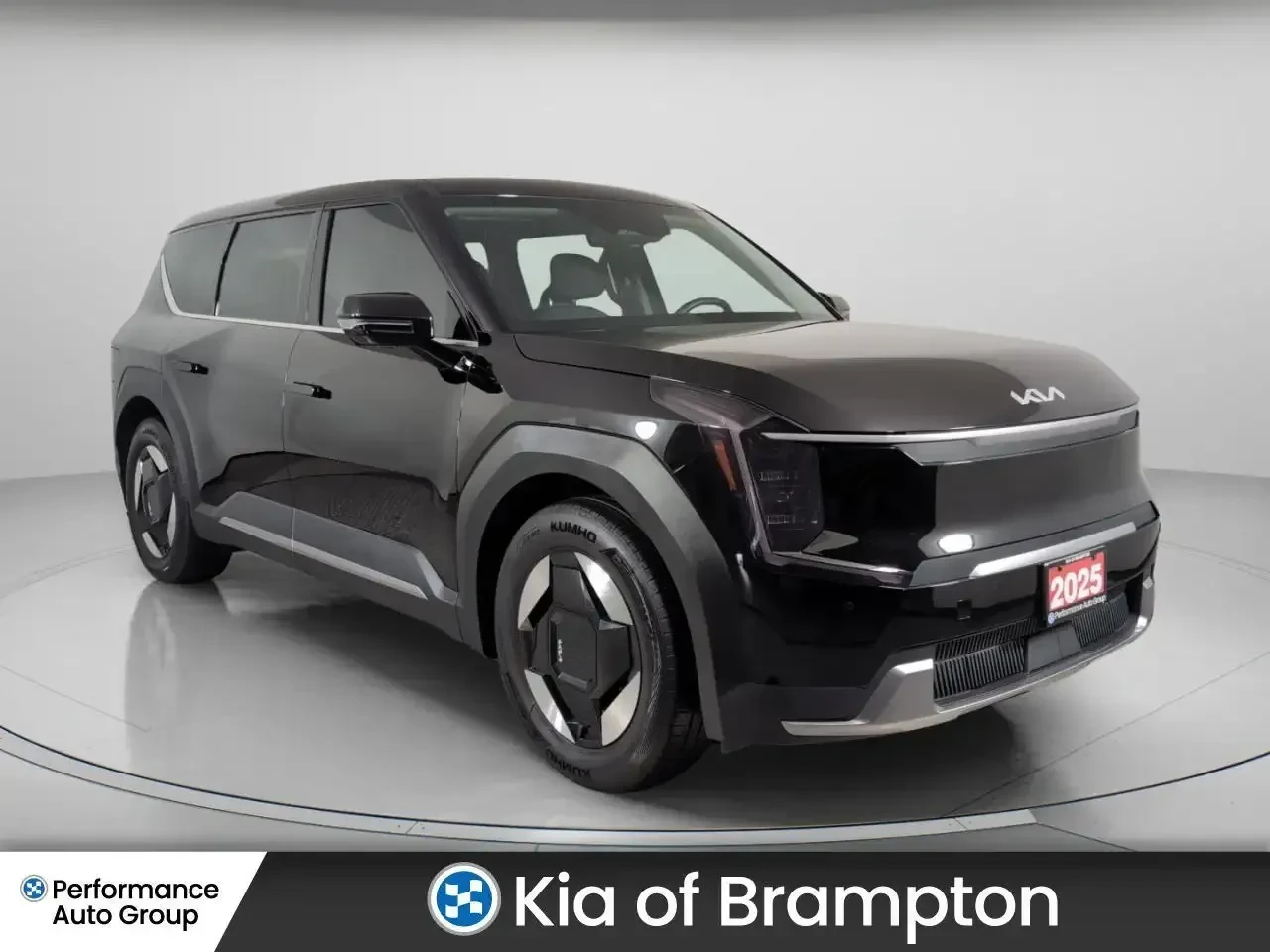 Kia EV9 Wind, снимка 2 - Автомобили и джипове - 55756004