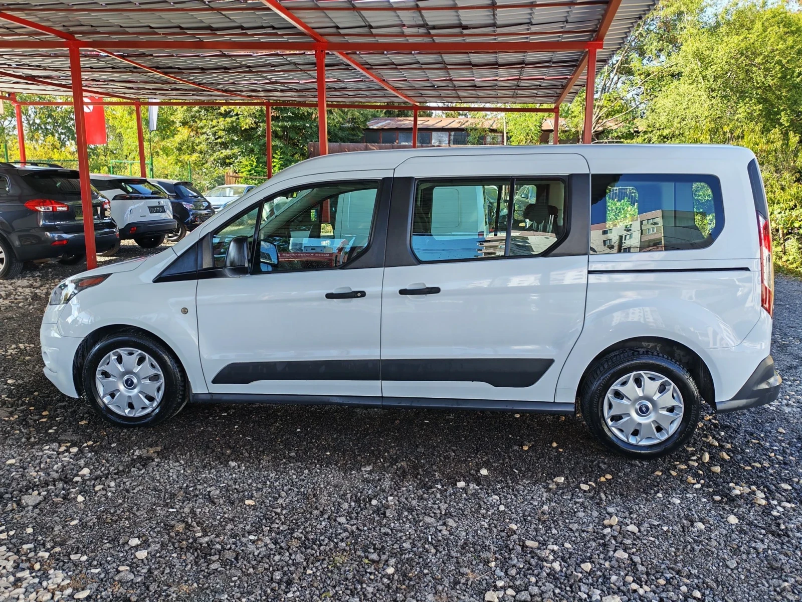 Ford Tourneo Connect 1.5 diesel AUTOMATIC, снимка 8 - Автомобили и джипове - 55991167