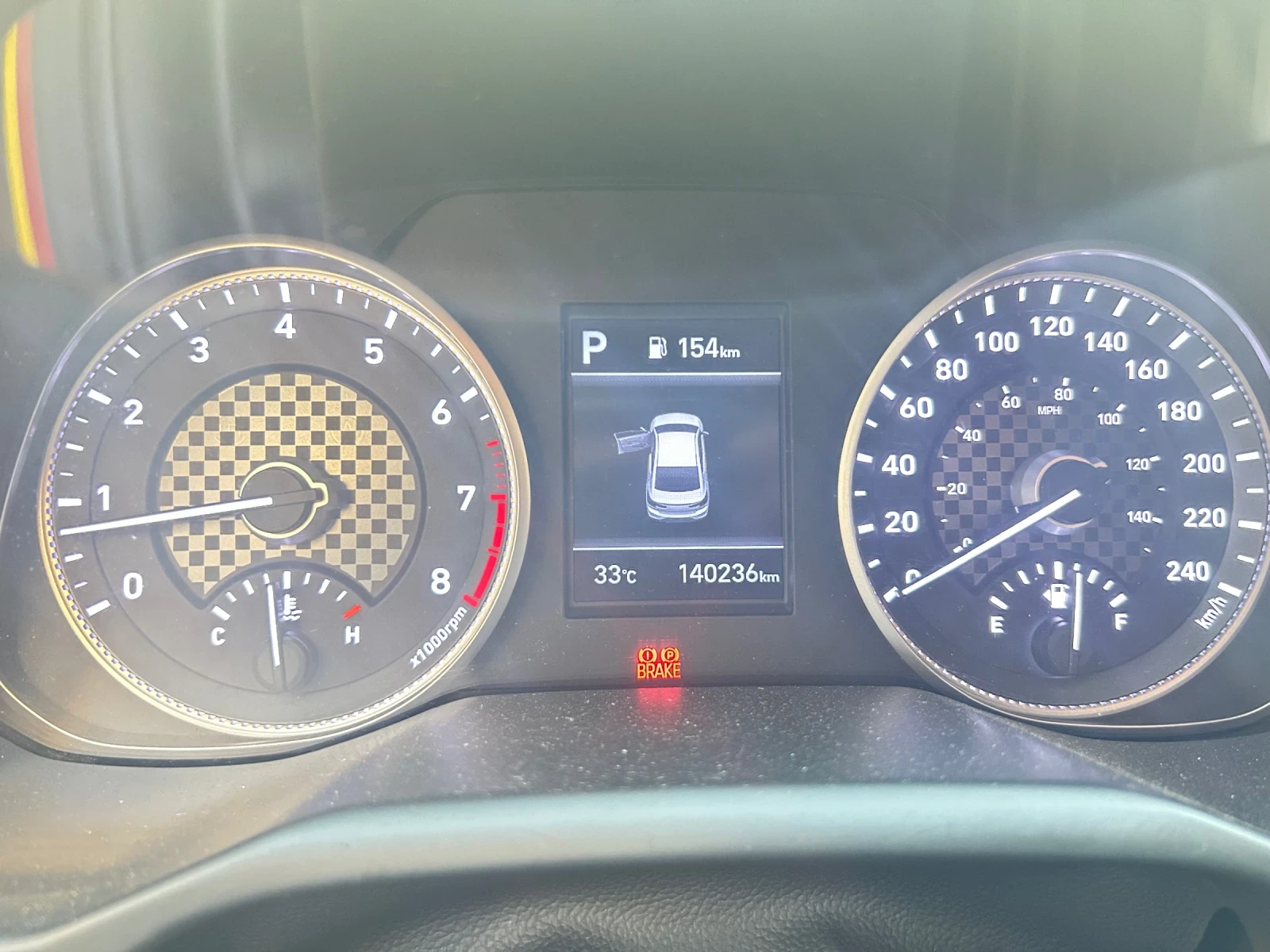 Hyundai Elantra, снимка 13 - Автомобили и джипове - 56165887