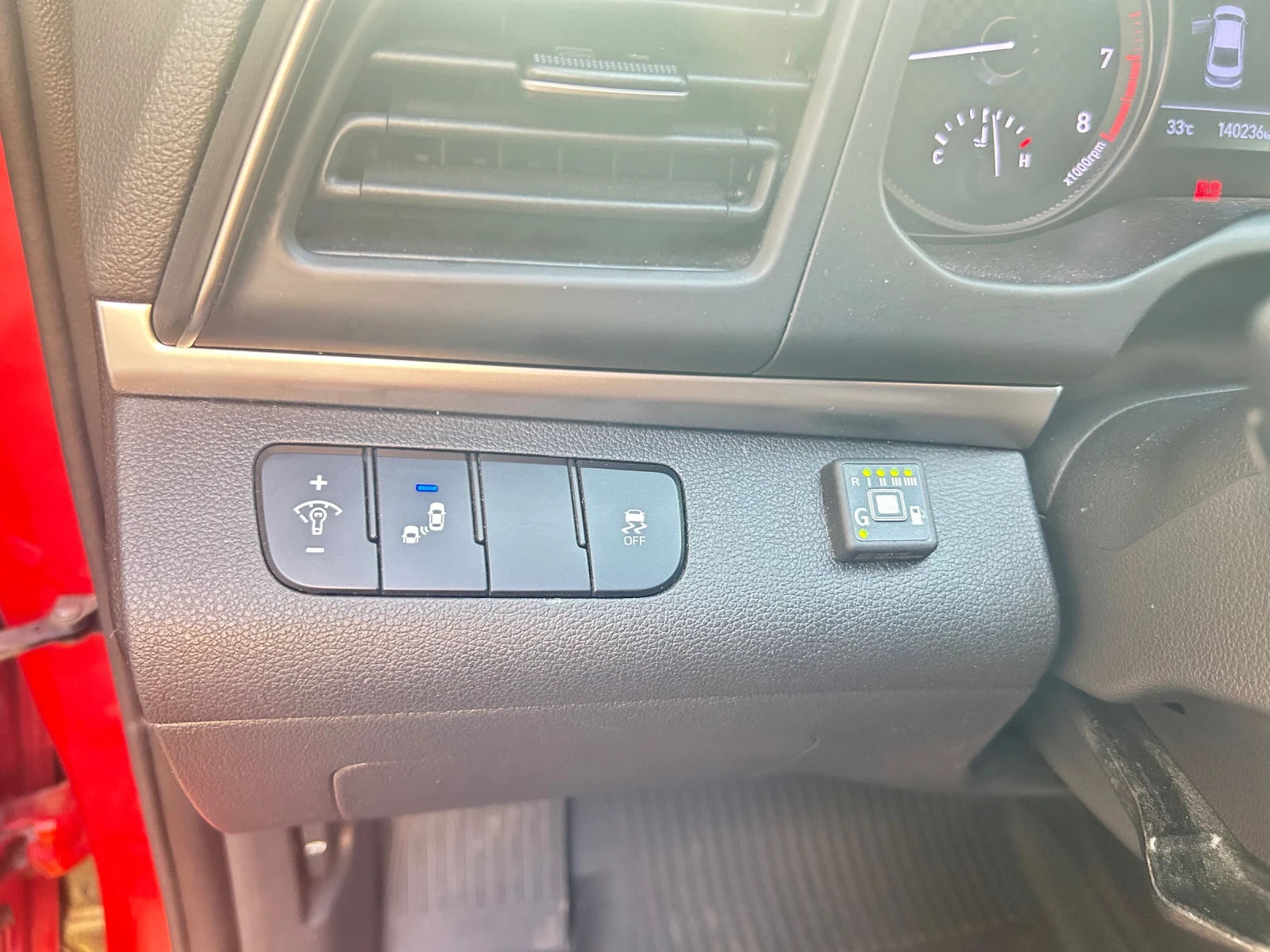 Hyundai Elantra, снимка 12 - Автомобили и джипове - 56165887