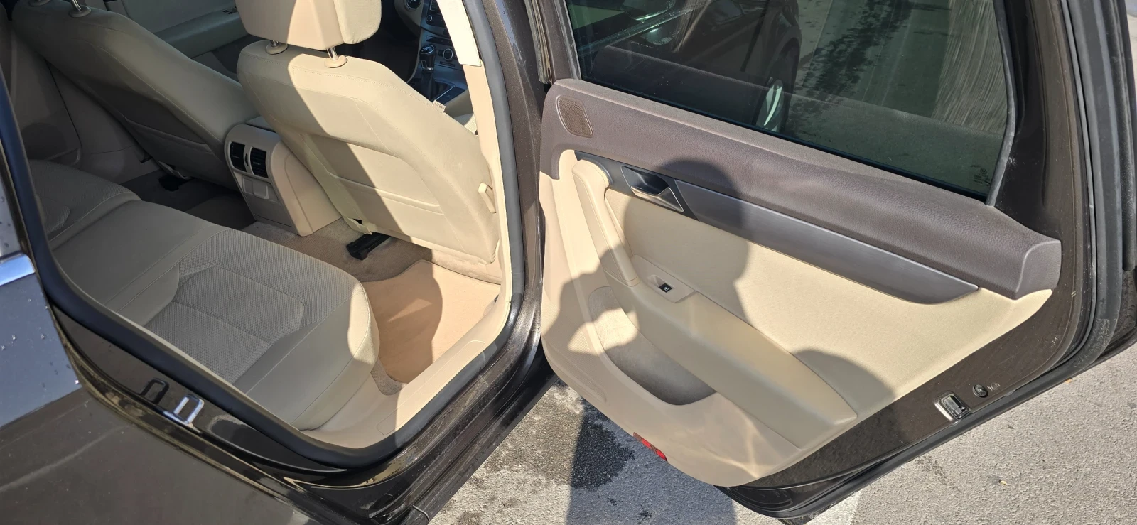 VW Passat B7, снимка 12 - Автомобили и джипове - 56167246
