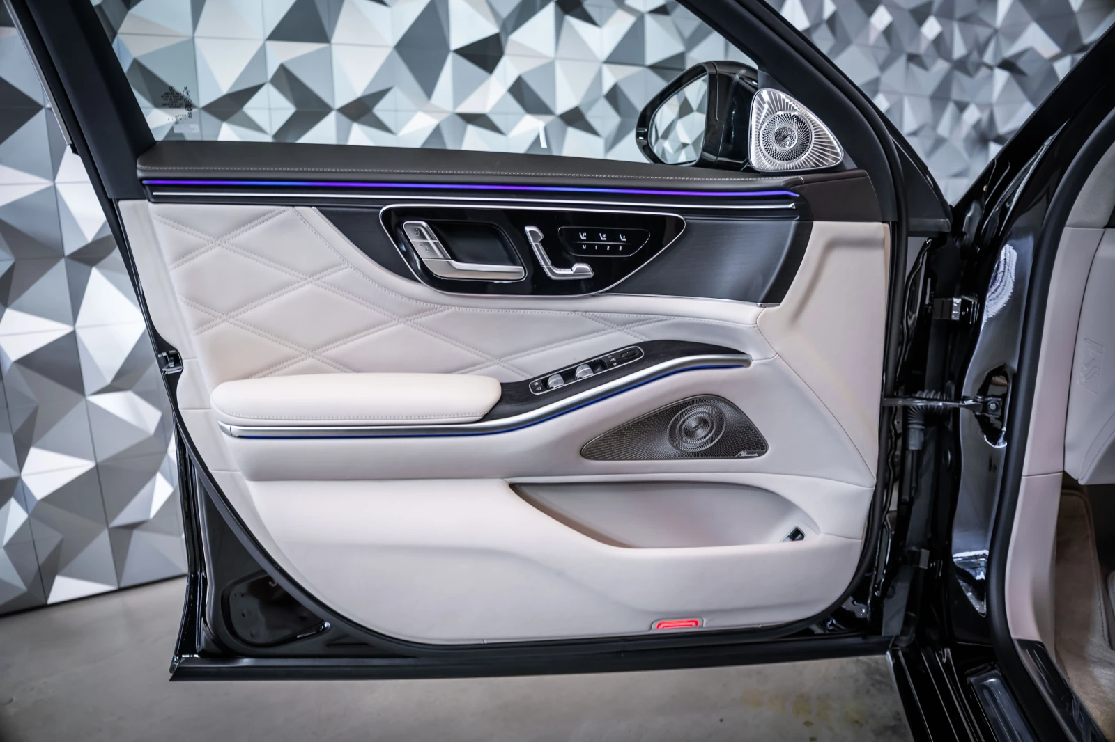 Mercedes-Benz S 580 Maybach E-Active* 4M* �����* 360* Burm*  | Mobile.bg � ����������� 7