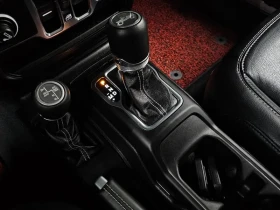 Jeep Wrangler Overland 4-Door, снимка 10