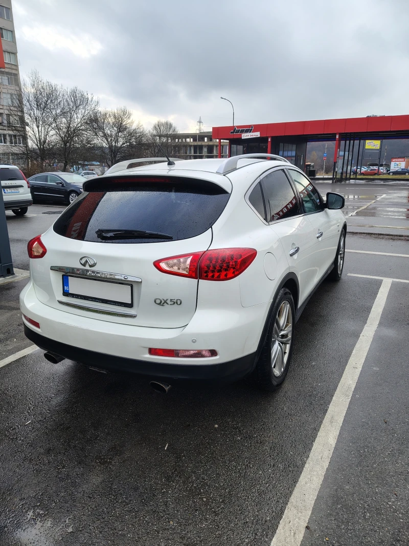 Infiniti QX50, снимка 7 - Автомобили и джипове - 48253278