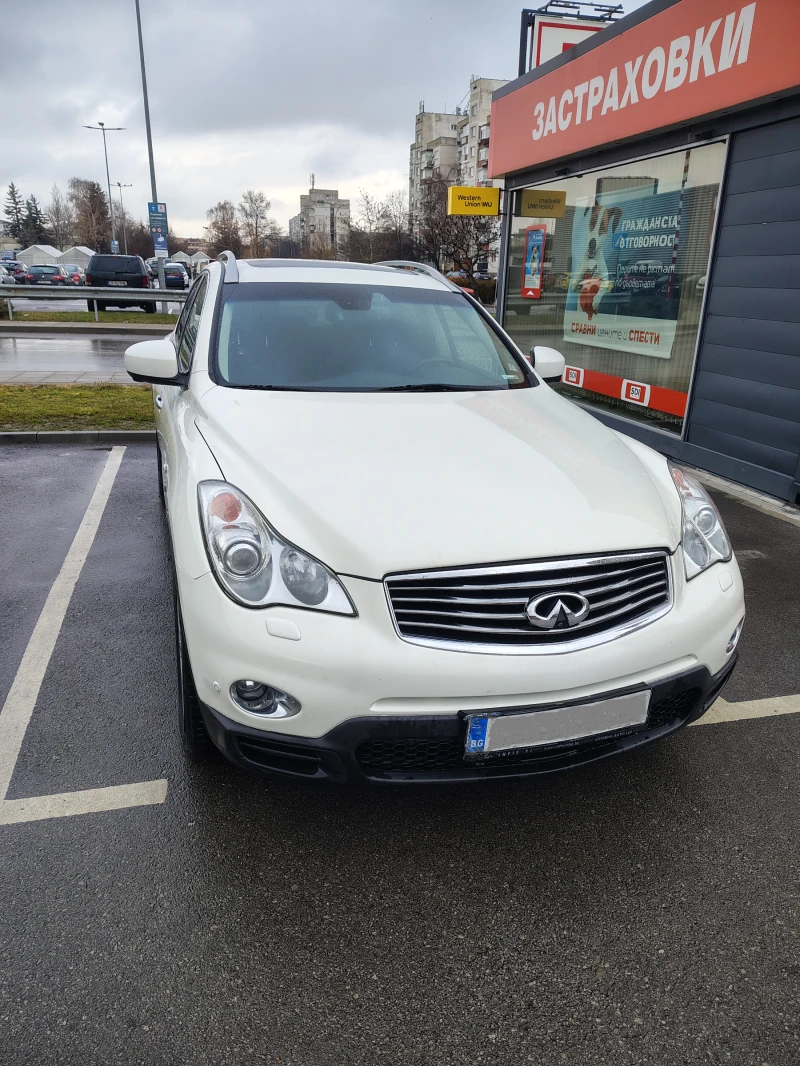 Infiniti QX50, снимка 2 - Автомобили и джипове - 48253278