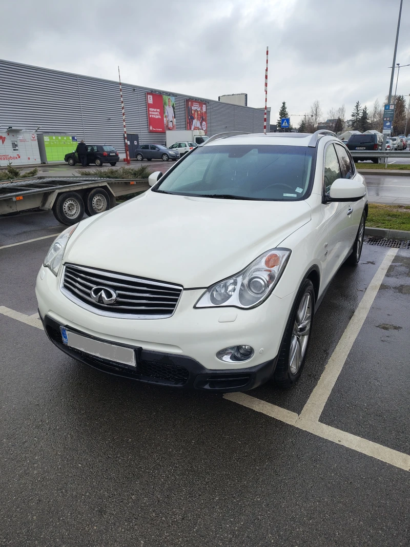 Infiniti QX50, снимка 1 - Автомобили и джипове - 48253278