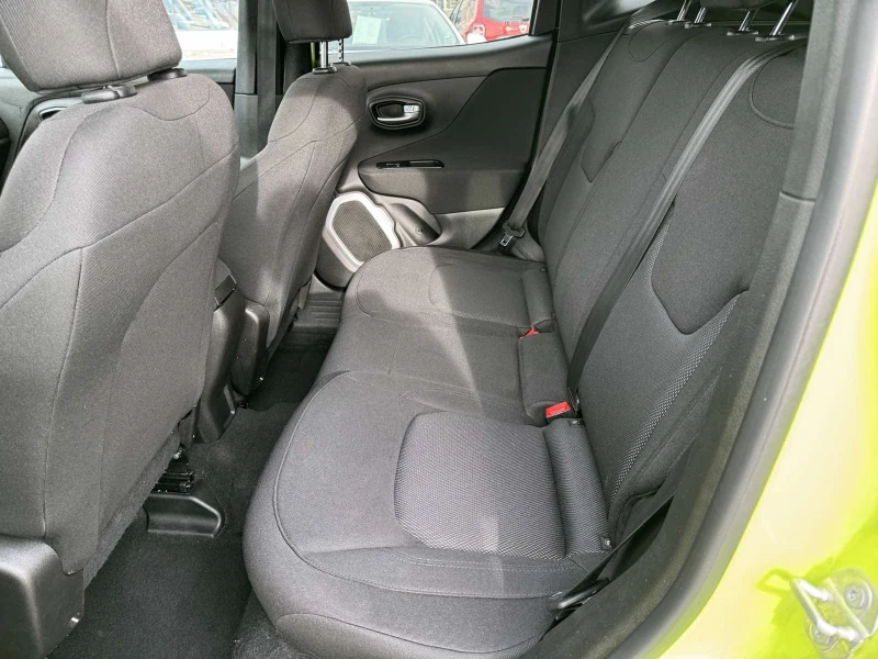 Jeep Renegade 2.4I SPORT, снимка 12 - Автомобили и джипове - 52402834