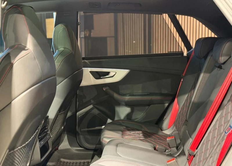 Audi Q8  50TDI Quattro S-Line, снимка 13 - Автомобили и джипове - 52557971