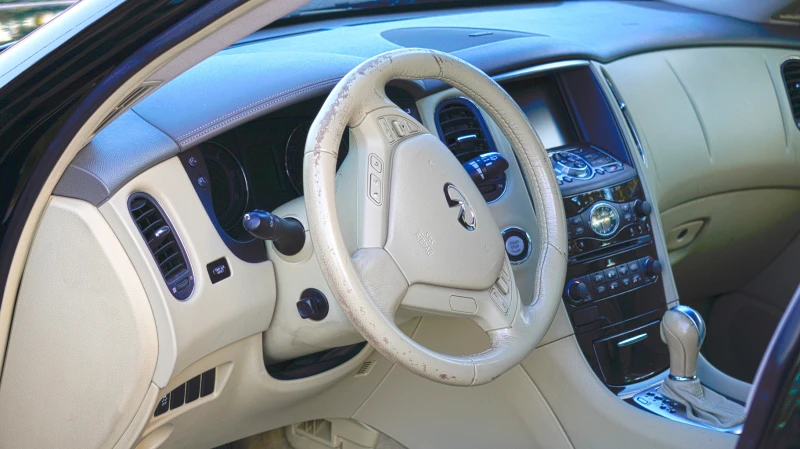 Infiniti Fx 30, снимка 4 - Автомобили и джипове - 52596145