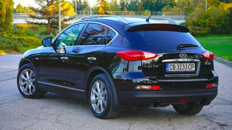 Infiniti Fx 30, снимка 3 - Автомобили и джипове - 52596145