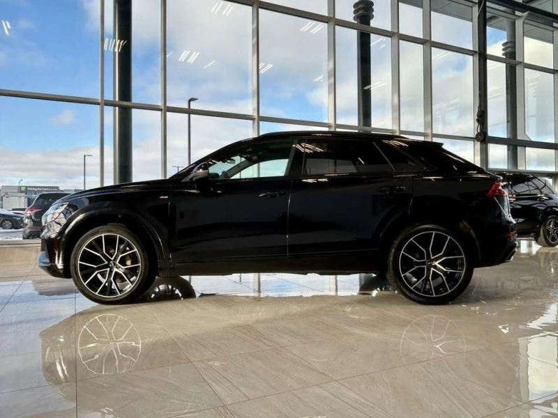 Audi Q8 * S Line quattro Prestige * CARFAX * БЕЗ ПЪРВОНАЧА, снимка 4 - Автомобили и джипове - 53075543