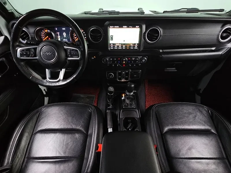 Jeep Wrangler Overland 4-Door, снимка 4 - Автомобили и джипове - 55186857