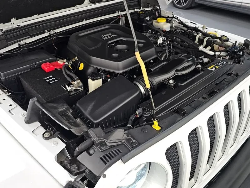 Jeep Wrangler Overland 4-Door, снимка 11 - Автомобили и джипове - 55186857