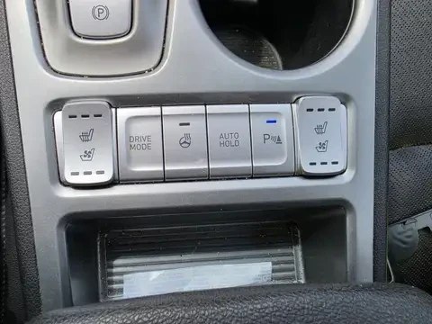 Hyundai Kona Ultimate* Distronic* Обдухване* Панорама* Headup, снимка 12 - Автомобили и джипове - 55500605