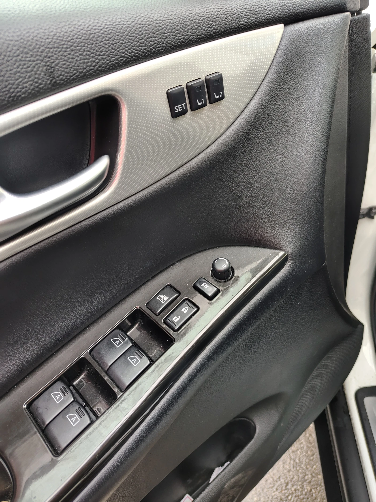 Infiniti QX50 | Mobile.bg   13