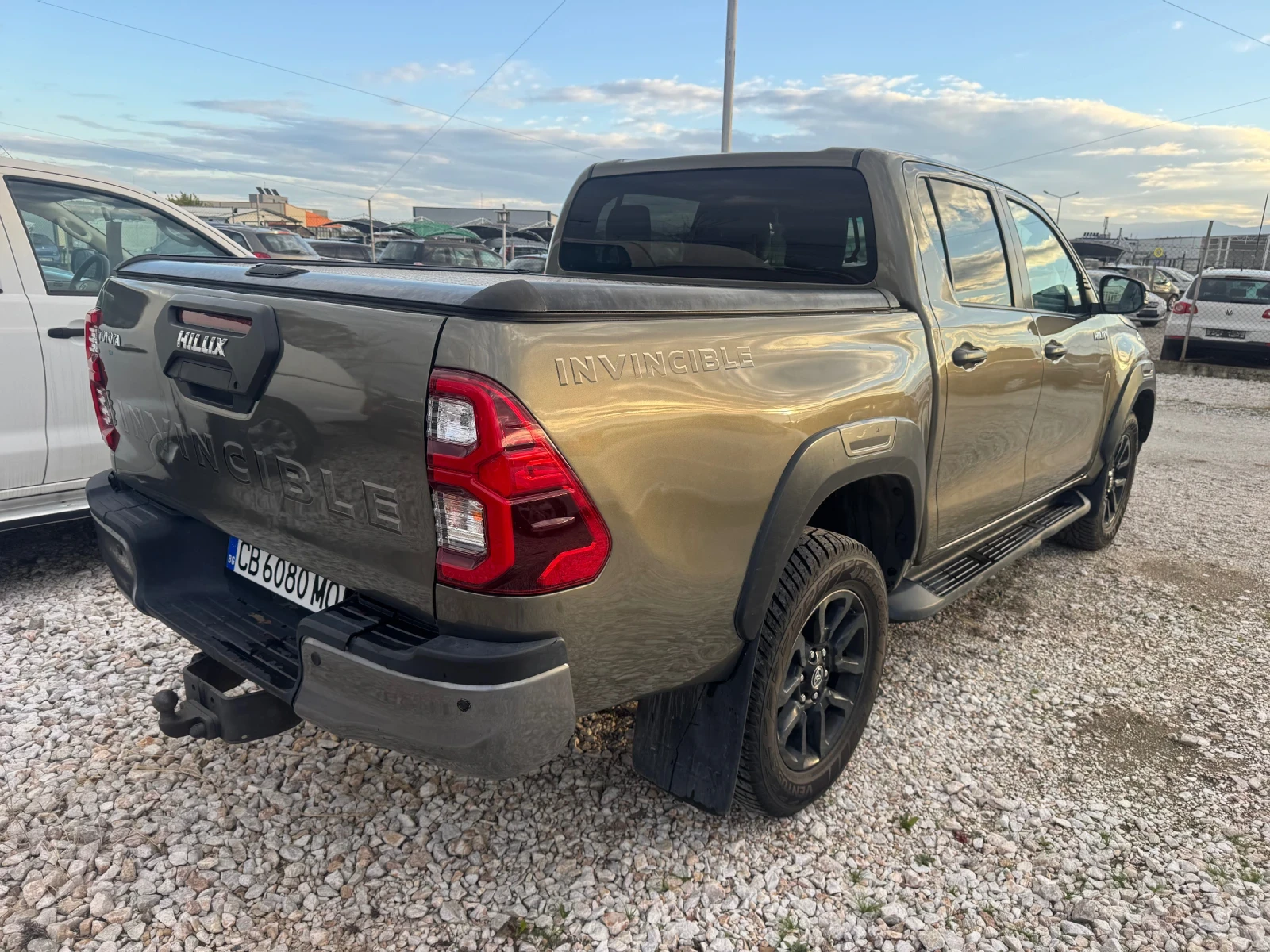 Toyota Hilux 2.8 d4d INVINCIBLE - изображение 5