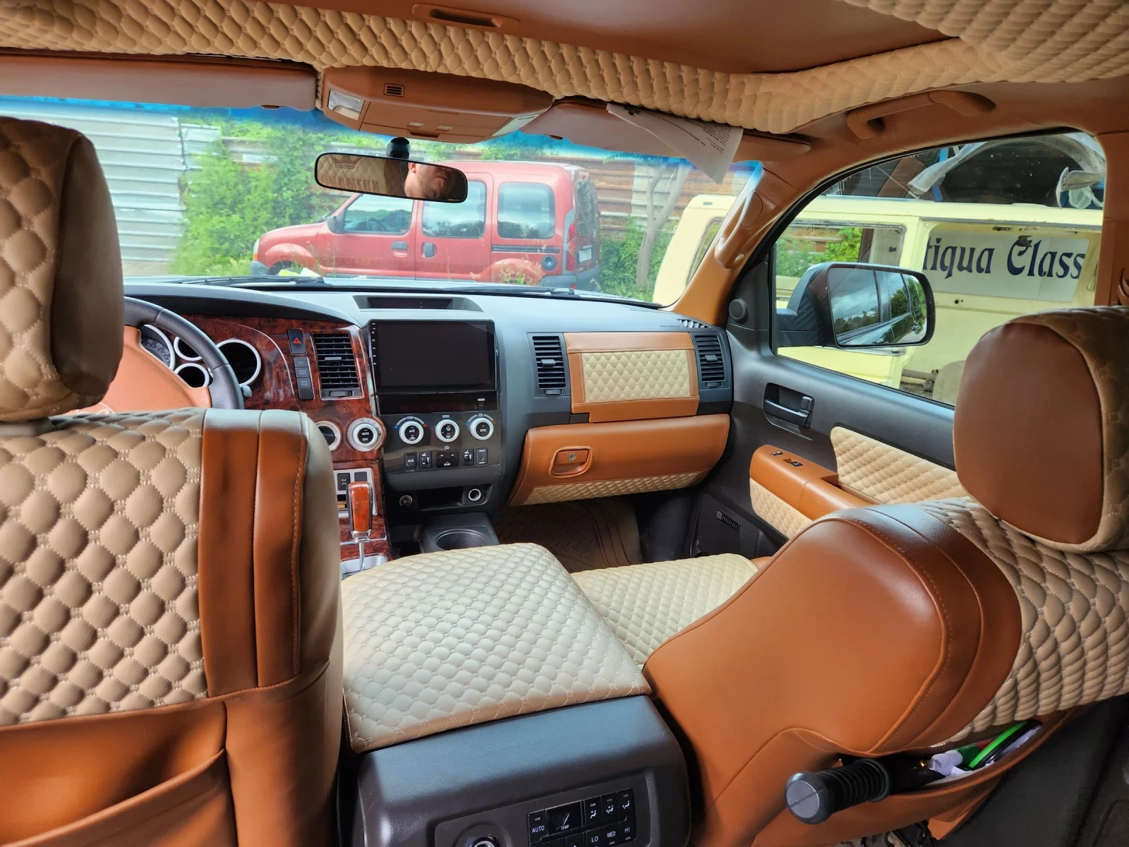 Toyota Sequoia 5.7 Бензин/Газ - изображение 3