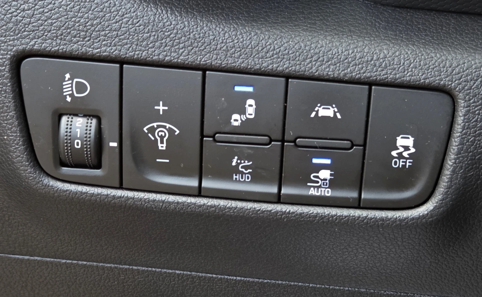 Hyundai Kona 64KWh/Blue Link/���������� | Mobile.bg � ����������� 14