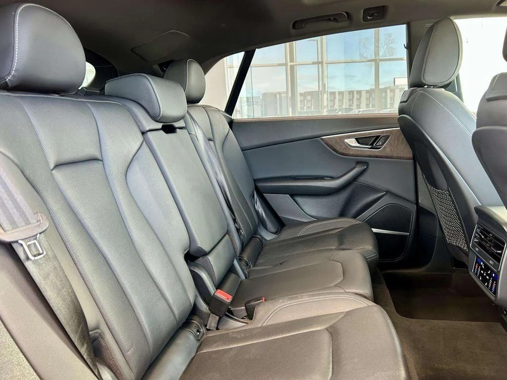 Audi Q8 * S Line quattro Prestige * CARFAX * ��� ��������� | Mobile.bg � ����������� 17