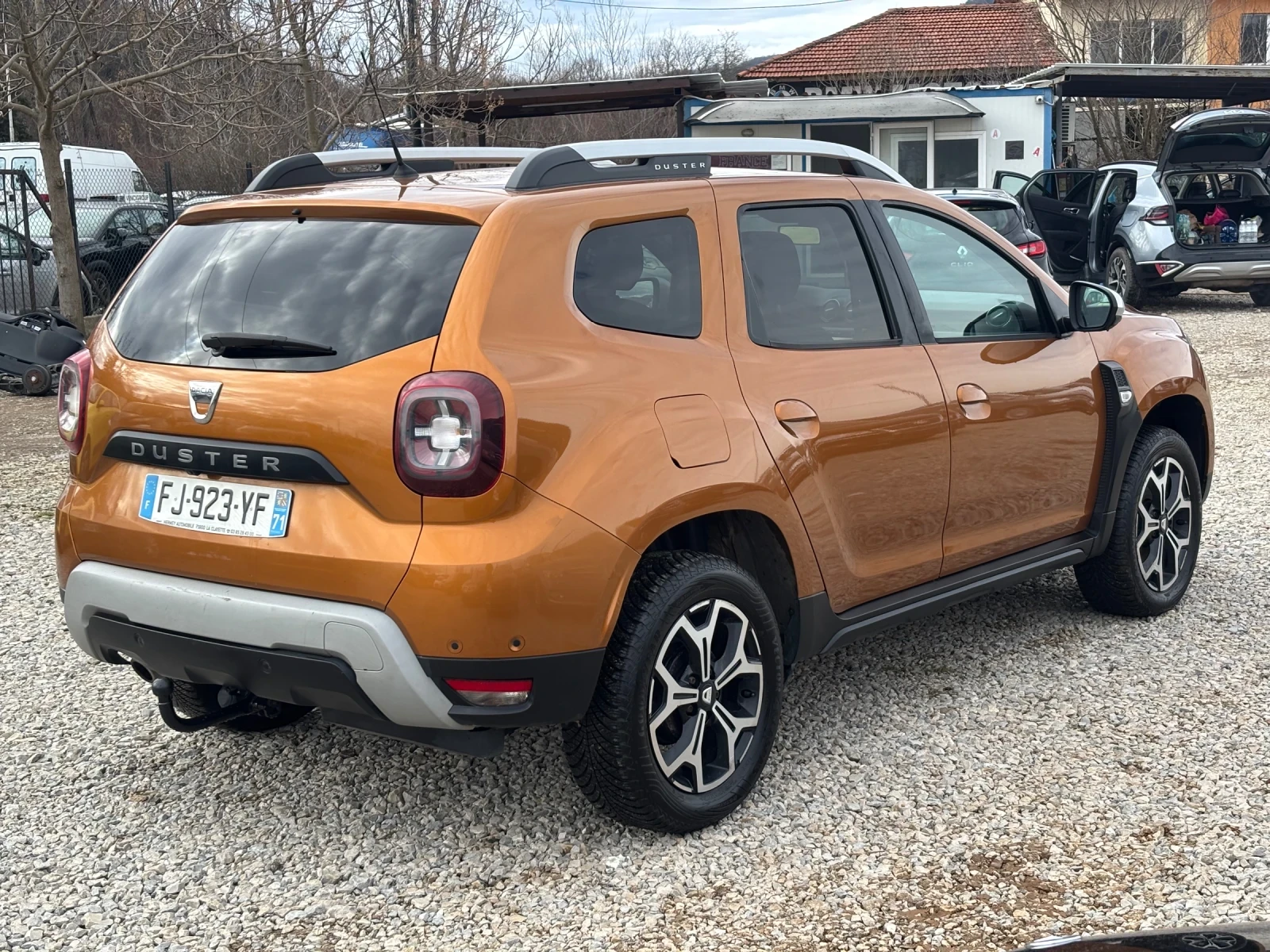 Dacia Duster 1.5 dci - изображение 5