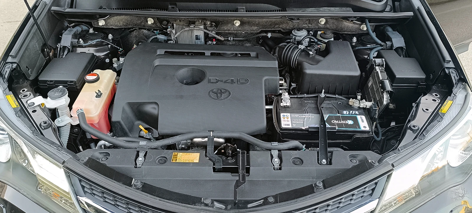 Toyota Rav4 2.2D-4D 4х4, снимка 16 - Автомобили и джипове - 53816483