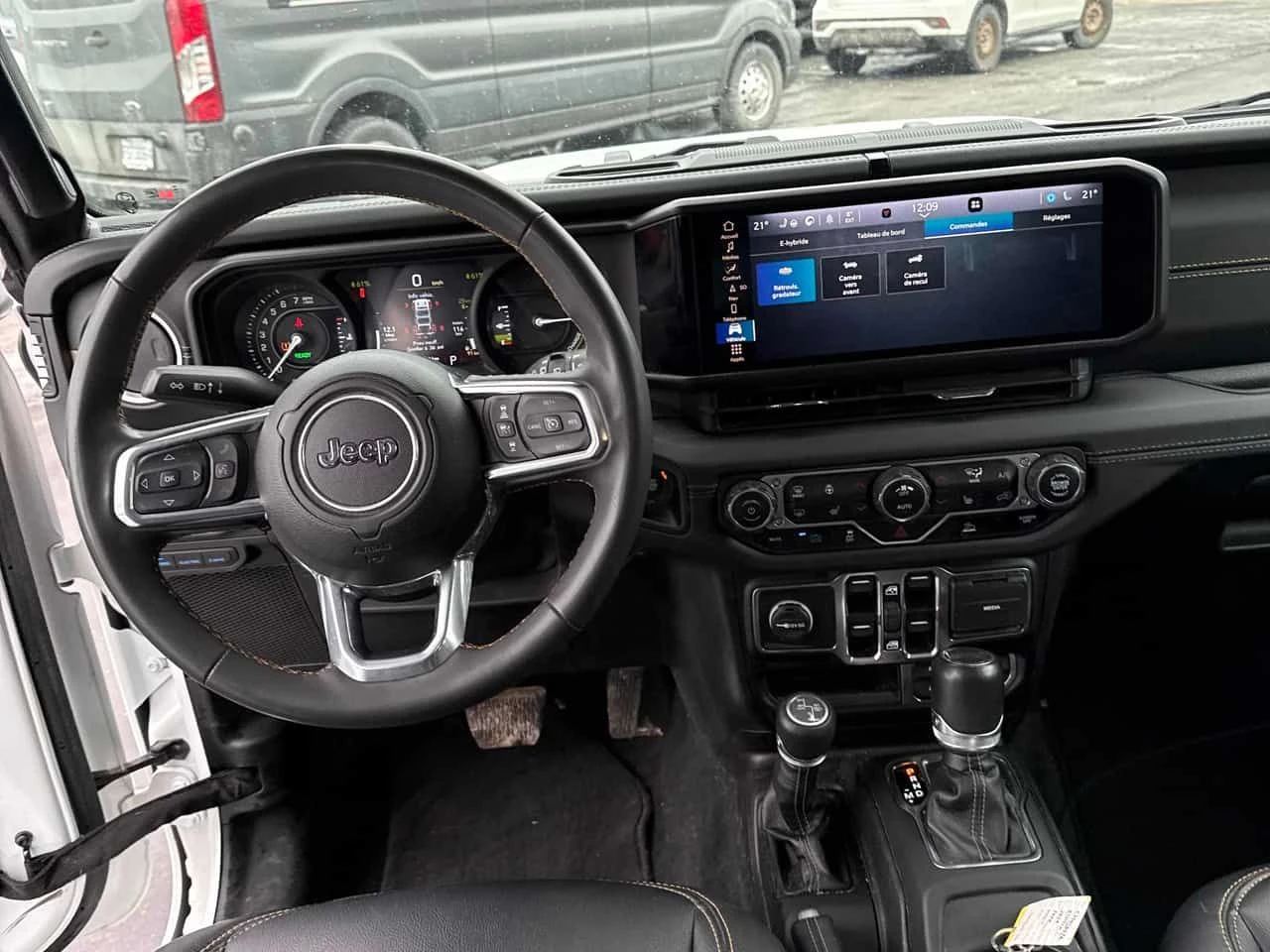 Jeep Wrangler Sahara  CARFAX, снимка 9 - Автомобили и джипове - 54150135