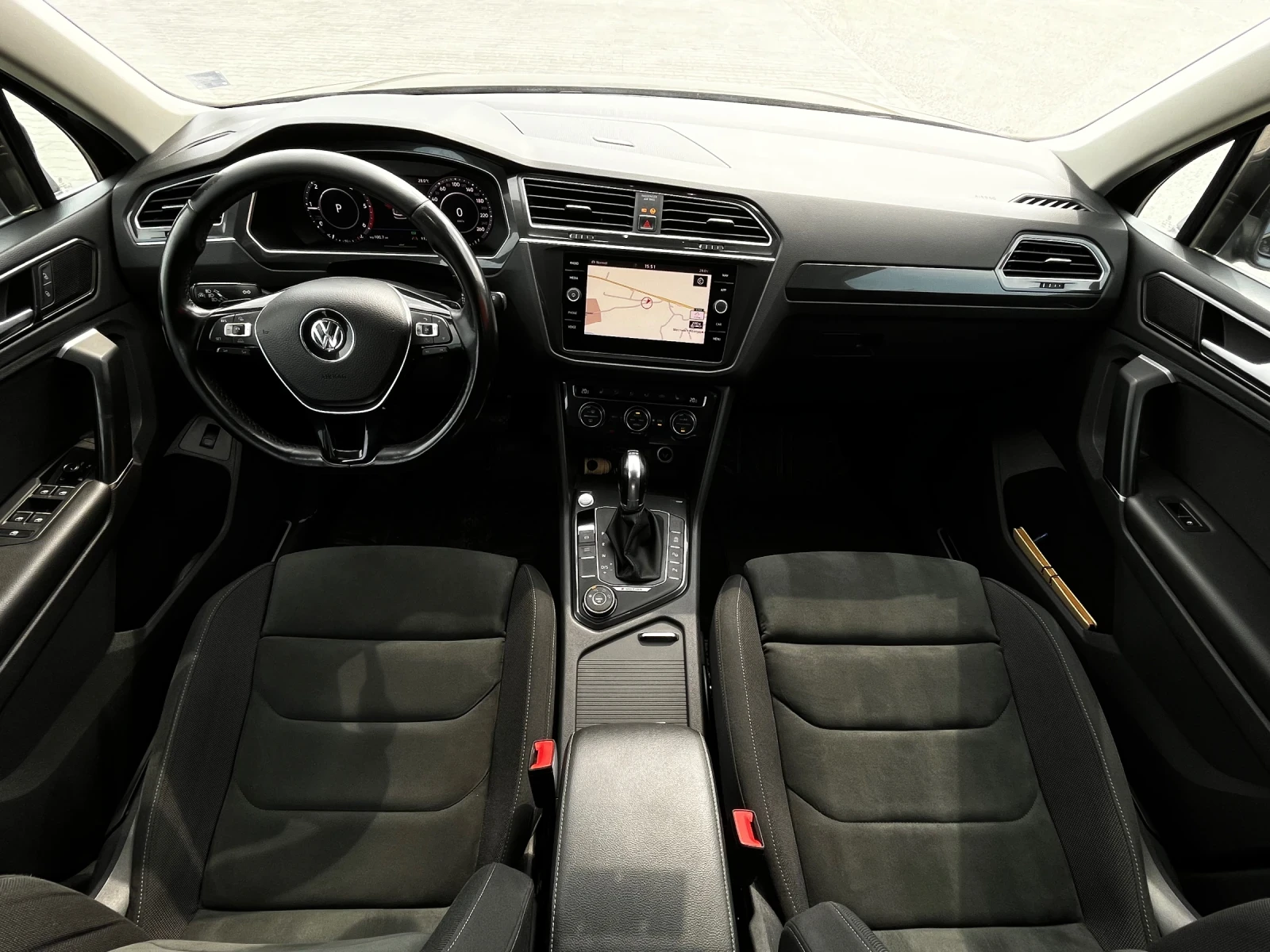 VW Tiguan 4MOTION - N1, снимка 6 - Автомобили и джипове - 54208847