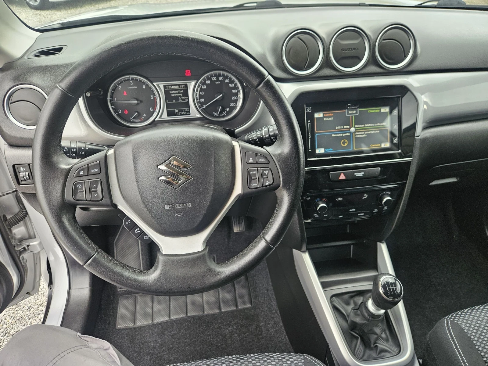 Suzuki Vitara 1.6 D 4x4 Eu.6B , снимка 14 - Автомобили и джипове - 54656766
