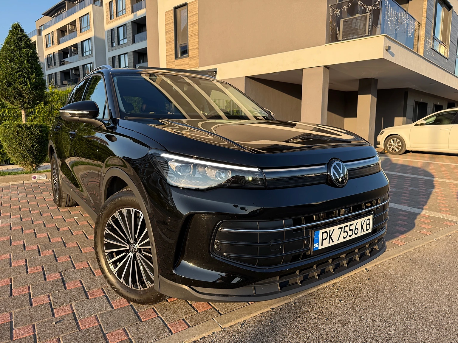 VW Tiguan ��������* ACC* IQ LIGHT* 360* AMBIENT*  | Mobile.bg � ����������� 3
