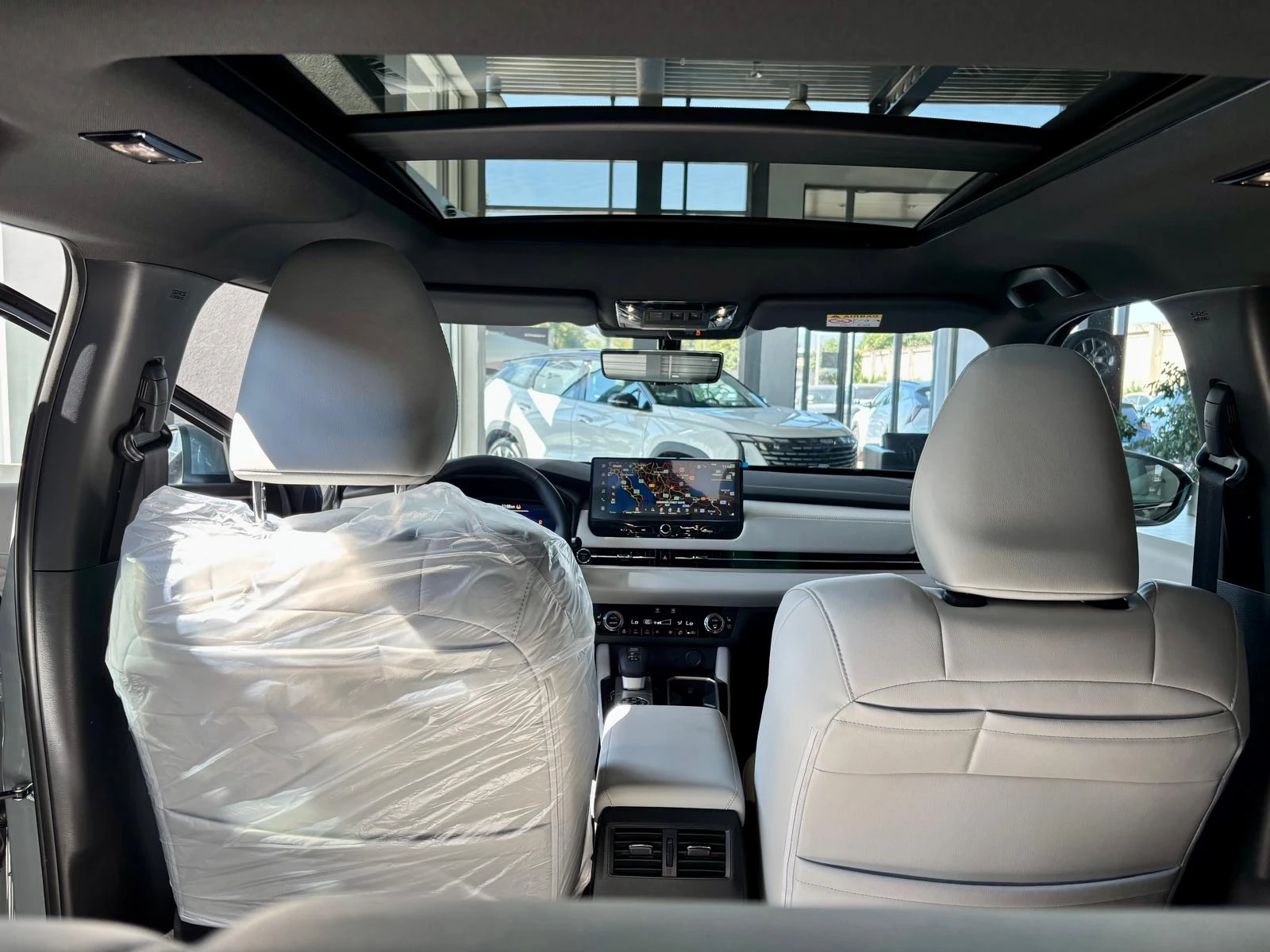 Mitsubishi Outlander INSTYLE PHEV, снимка 14 - Автомобили и джипове - 55735511