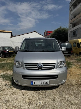     VW Caravelle