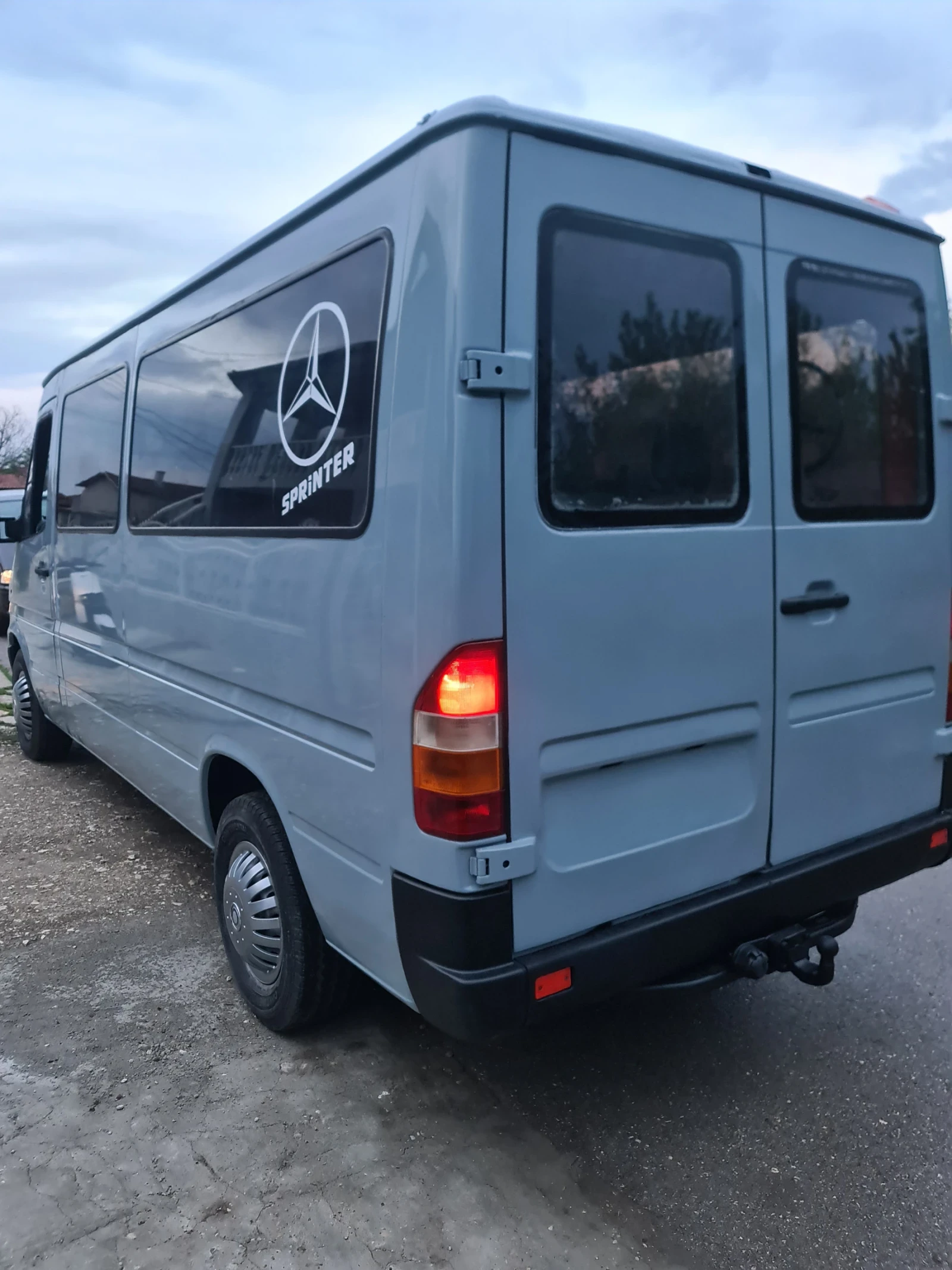 Mercedes-Benz Sprinter 208  - изображение 2