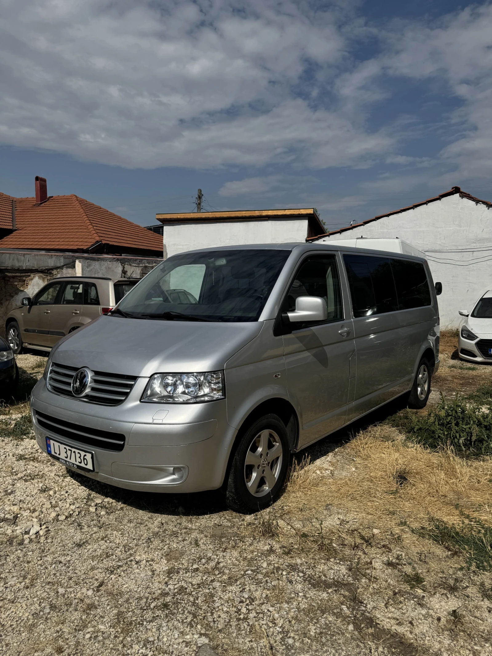 VW Caravelle  - изображение 3