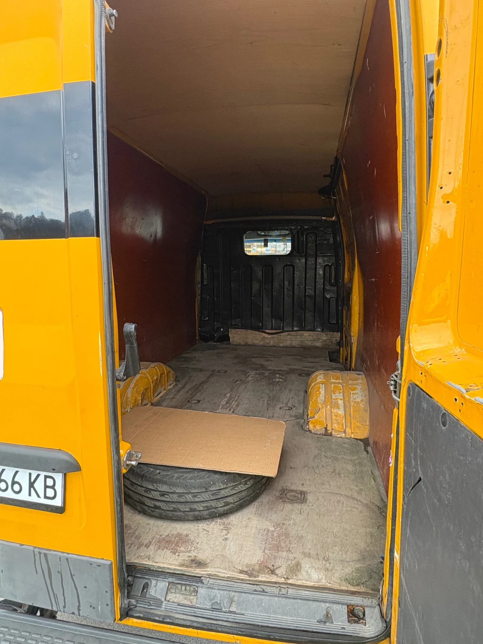 Iveco 35c15, снимка 10 - Бусове и автобуси - 53976831