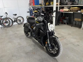 Ducati Diavel V4 Black Roadster, снимка 1